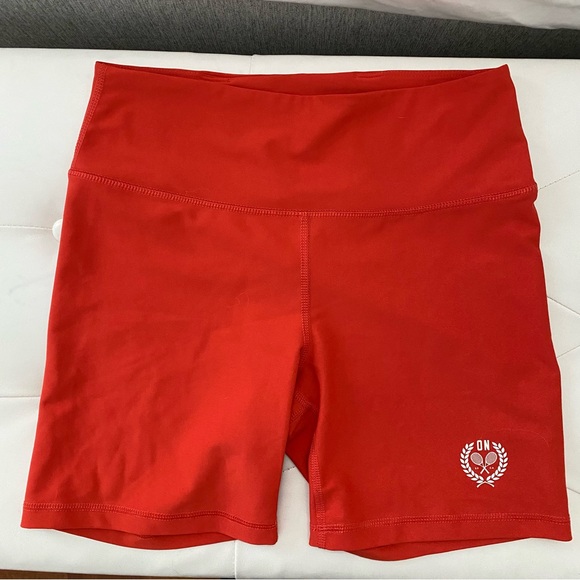 3/30$🤍 OLD NAVY | High waisted power soft biker shorts In cherry tomato - Picture 5 of 11